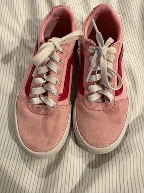 Vans Kids Pink Suede and Gloss Accent Sneakers